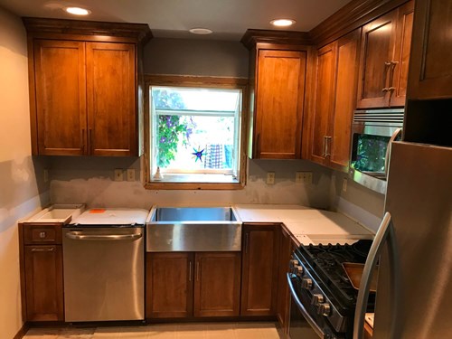 Cabinets with Farmhouse Sink
